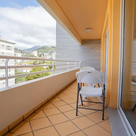 Park Ajuda Apartment
